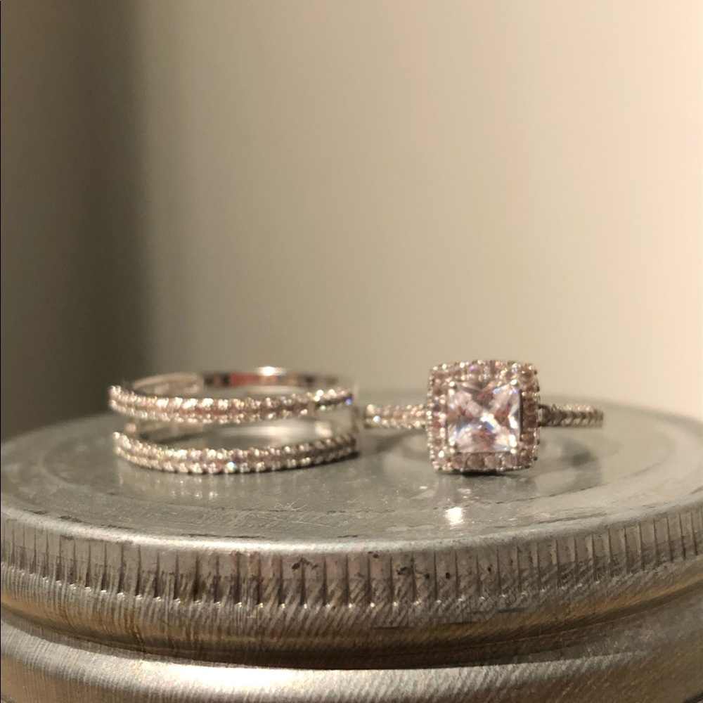 Diamond ring - Picture 2 of 2